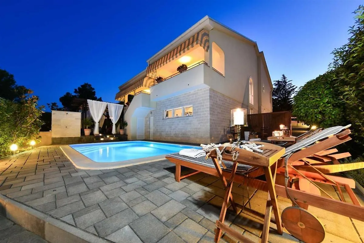 Villa Luminosa Pridraga كرواتيا